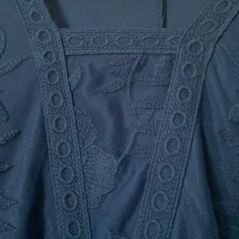 Reba Elegant Blue Lace  dress - Picture 6 of 7